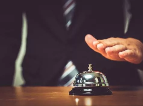 Services à domicile : petit déjeuner continental et livraison d'épicerie personnalisée pour votre confort